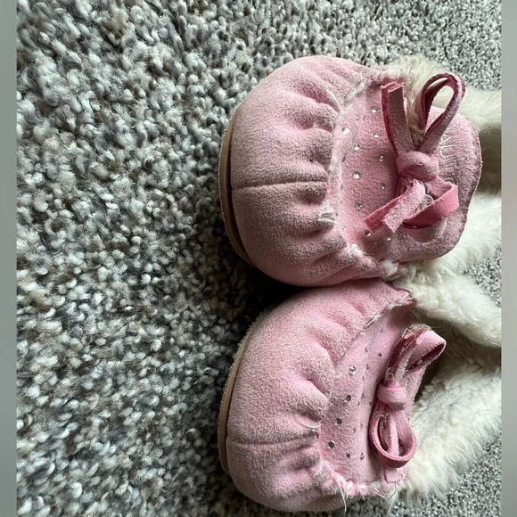 Nautica pink slippers - Picture 2 of 11